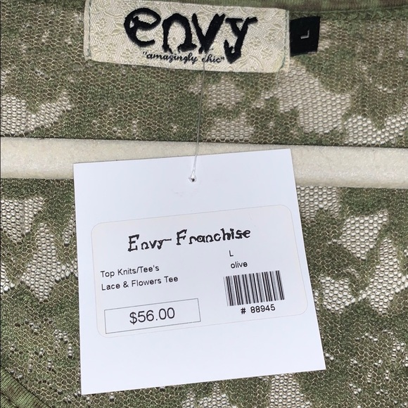 Embroidery and lace front swing tunic - Picture 4 of 6